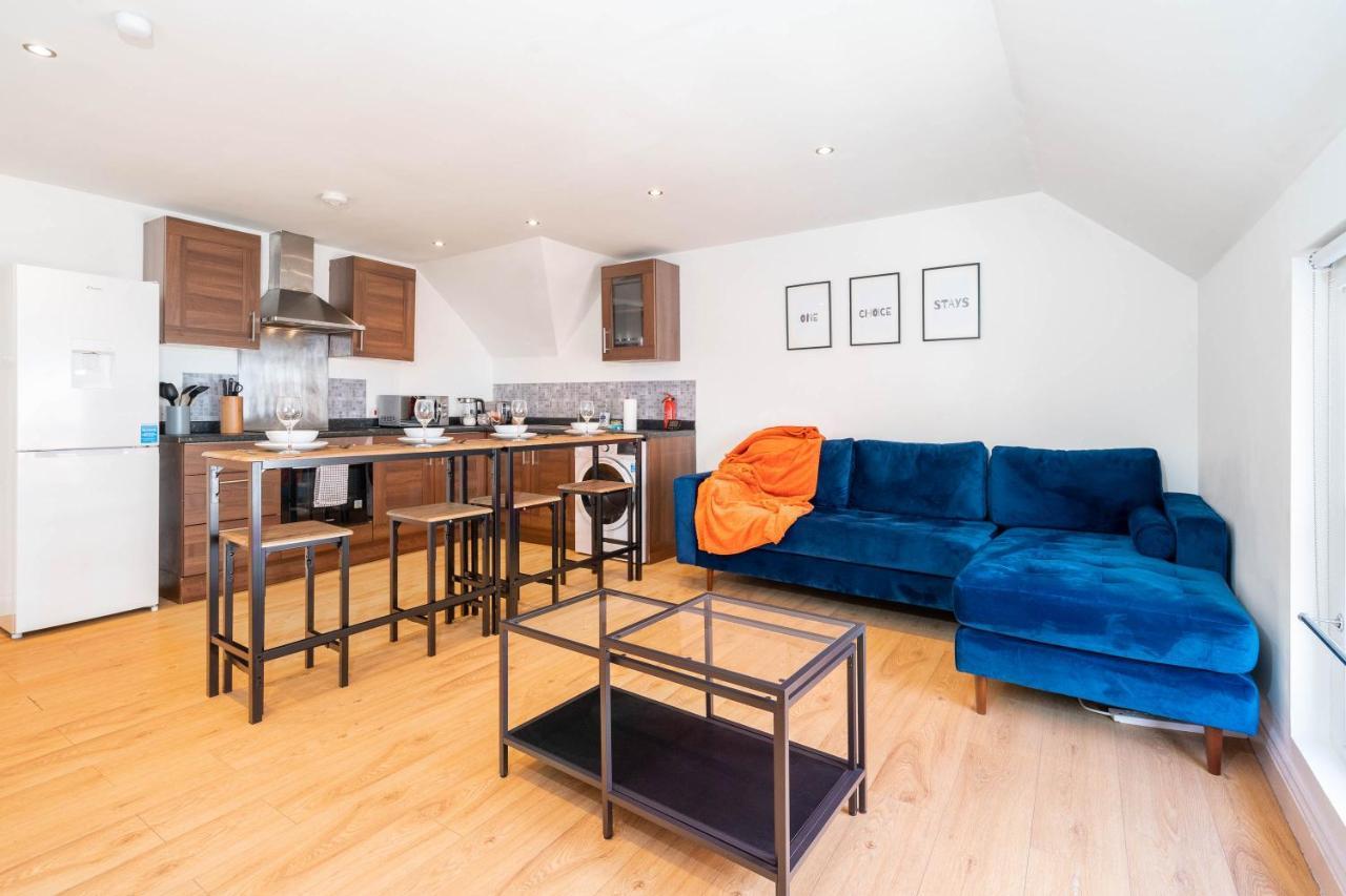 2 Bedroom Loft And Spacious Apt- One Choice Stays- Jq เบอร์มิงแฮม ภายนอก รูปภาพ
