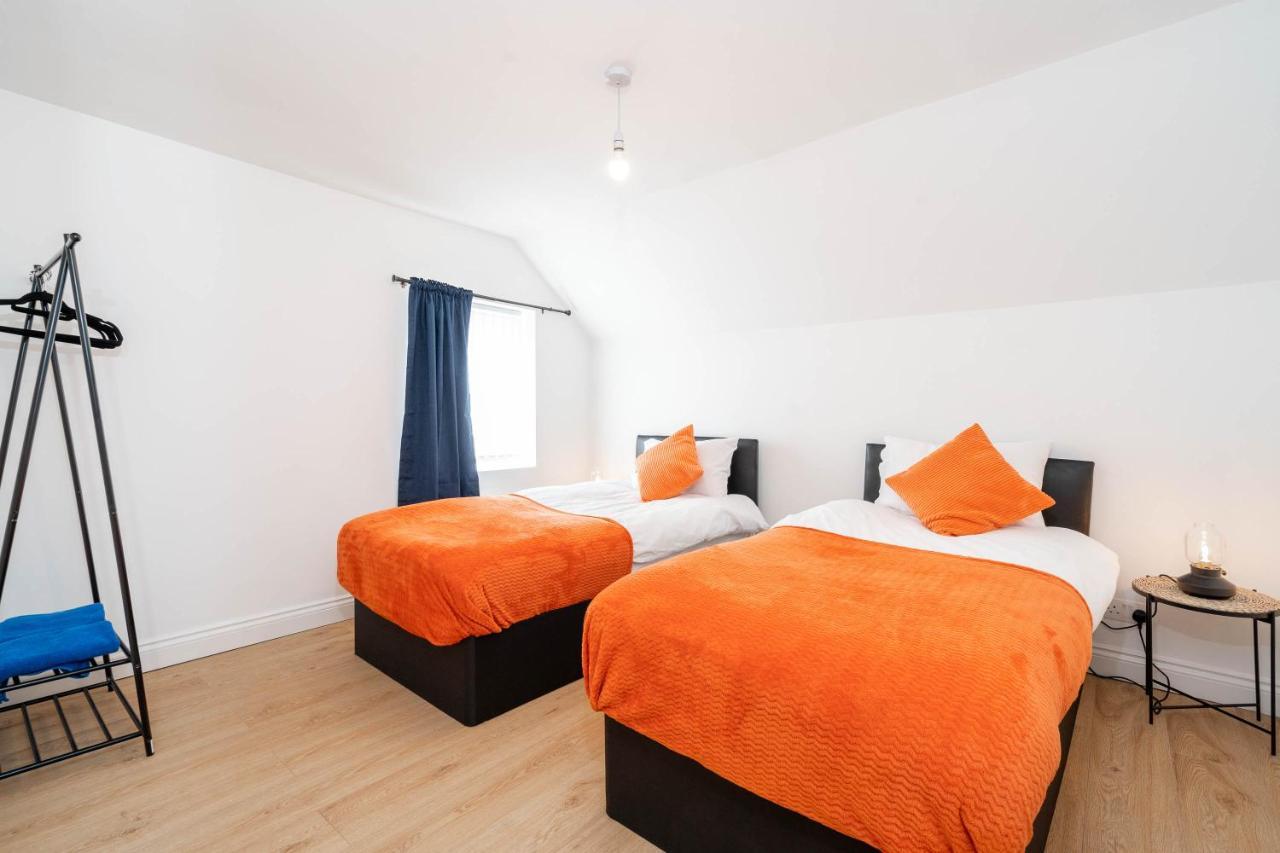 2 Bedroom Loft And Spacious Apt- One Choice Stays- Jq เบอร์มิงแฮม ภายนอก รูปภาพ