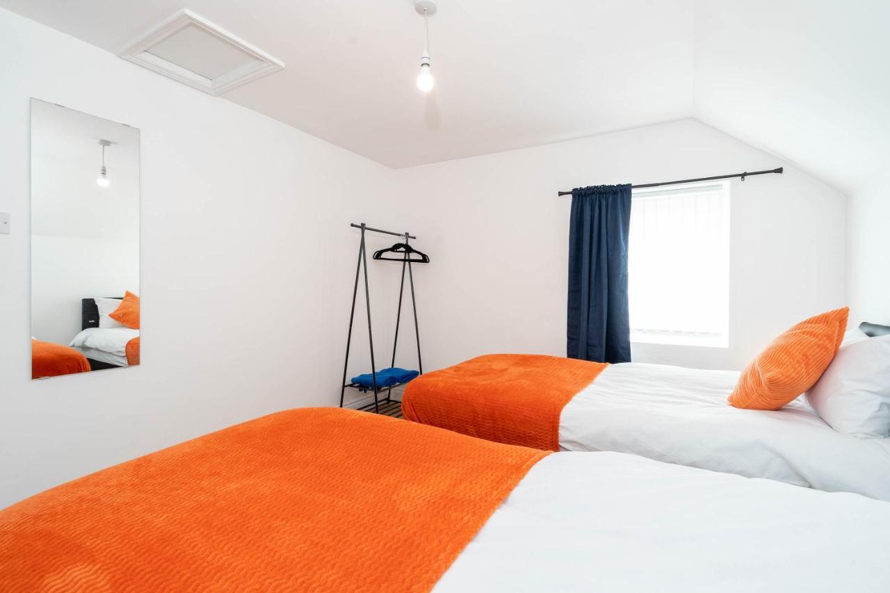 2 Bedroom Loft And Spacious Apt- One Choice Stays- Jq เบอร์มิงแฮม ภายนอก รูปภาพ