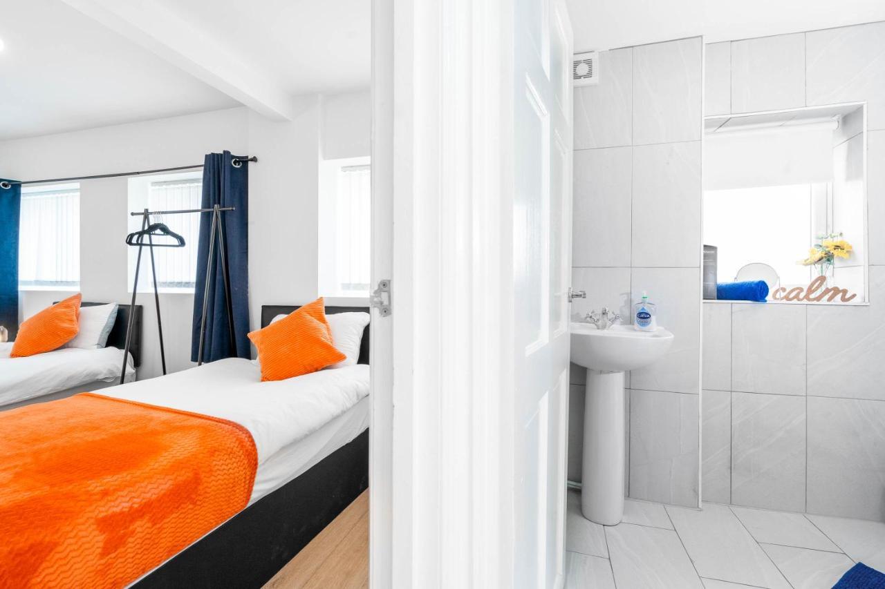 2 Bedroom Loft And Spacious Apt- One Choice Stays- Jq เบอร์มิงแฮม ภายนอก รูปภาพ